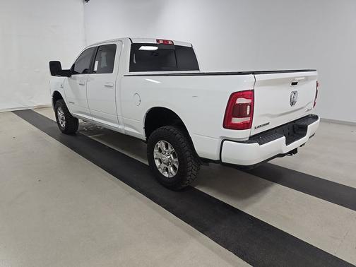 Bright White Clearcoat 2024 RAM 2500 Laramie 4x4 Crew Cab 6'4" Box