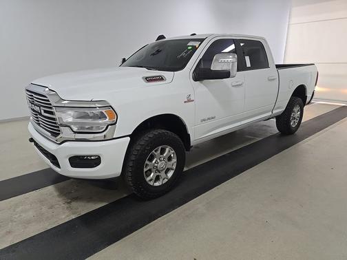 Bright White Clearcoat 2024 RAM 2500 Laramie 4x4 Crew Cab 6'4" Box