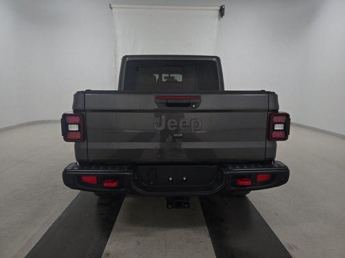 Granite Crystal Metallic Clearcoat 2021 Jeep Gladiator Rubicon 4x4