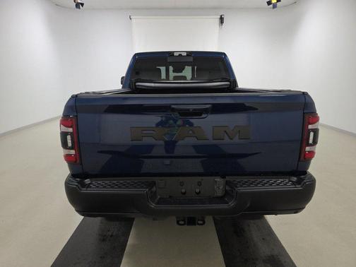 Patriot Blue Pearlcoat 2022 RAM 2500 Power Wagon 4x4 Crew Cab 6'4" Box
