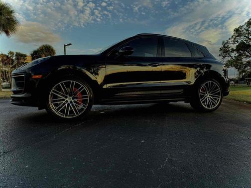 2025 Porsche Macan S