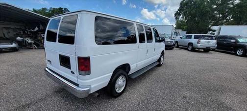 2008 Ford E350 Super Duty XL Wagon