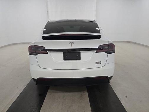 2022 Tesla Model X Plaid AWD