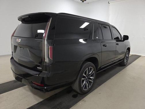 2023 Cadillac Escalade ESV Sport Platinum