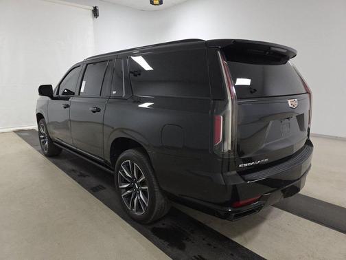 2023 Cadillac Escalade ESV Sport Platinum