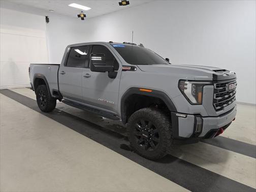 2024 GMC Sierra 2500 AT4