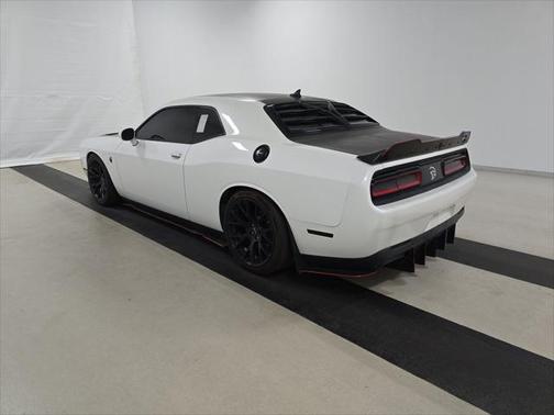 2015 Dodge Challenger SRT Hellcat