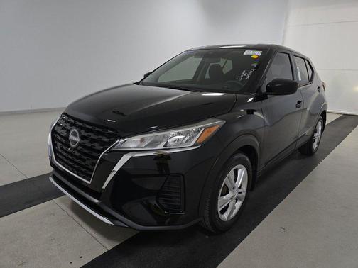 2023 Nissan Kicks S