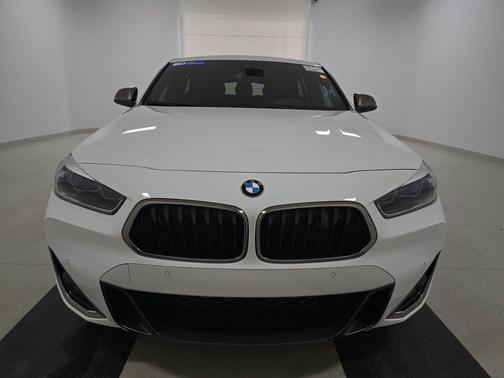 2021 BMW X2 M35i