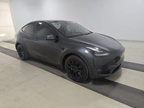 2024 Tesla Model Y Long Range AWD