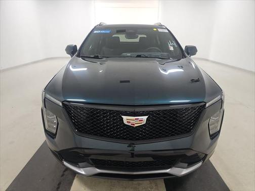 2025 Cadillac XT4 Sport