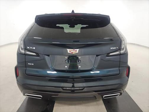 2025 Cadillac XT4 Sport