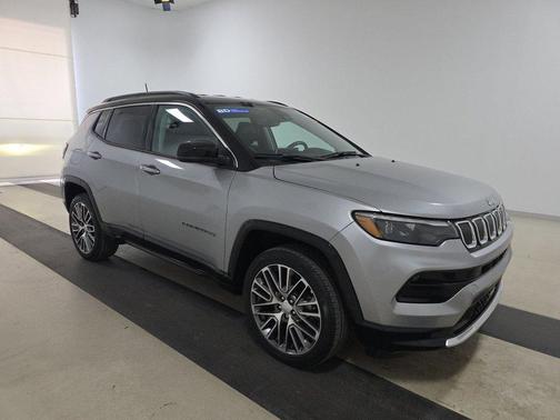 Billet Silver Metallic Clearcoat 2022 Jeep Compass Limited 4x4