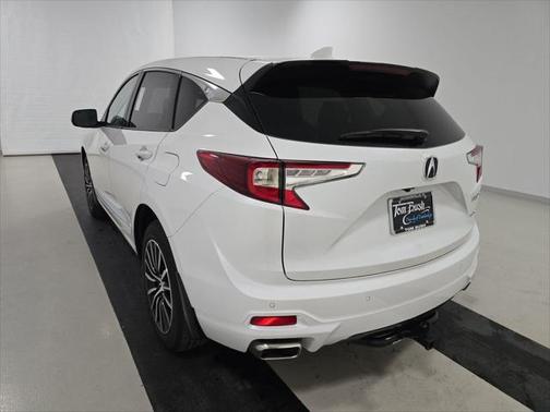 2025 Acura RDX Advance Package