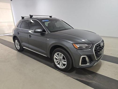 Daytona Gray Pearl Effect 2023 Audi Q5 S line Premium 45 TFSI quattro
