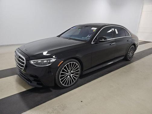 Black 2022 Mercedes-Benz S-Class S 580 4MATIC Sedan