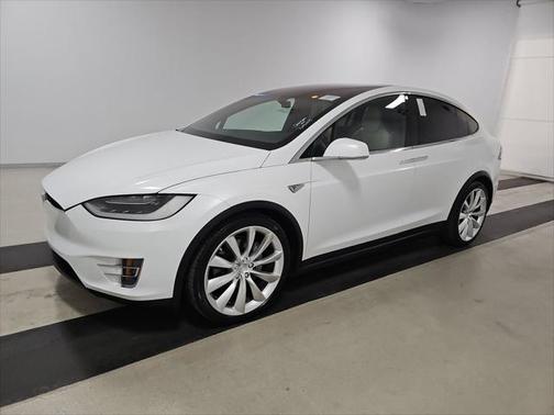 2016 Tesla Model X 90D