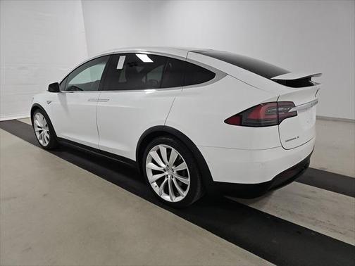 2016 Tesla Model X 90D