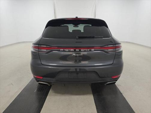 2020 Porsche Macan Turbo