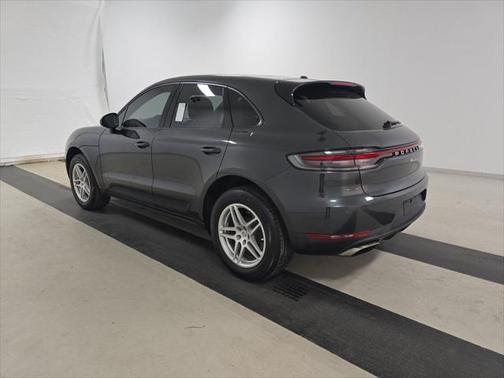 2020 Porsche Macan Turbo
