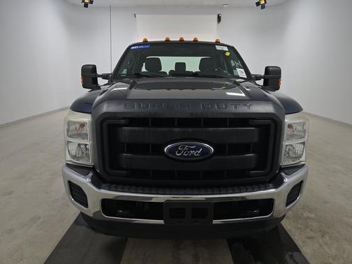 2016 Ford F-350 4WD SuperCab 158" XLT