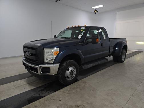 2016 Ford F-350 4WD SuperCab 158" XLT