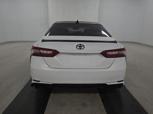2018 Toyota Camry XSE Auto (Natl)