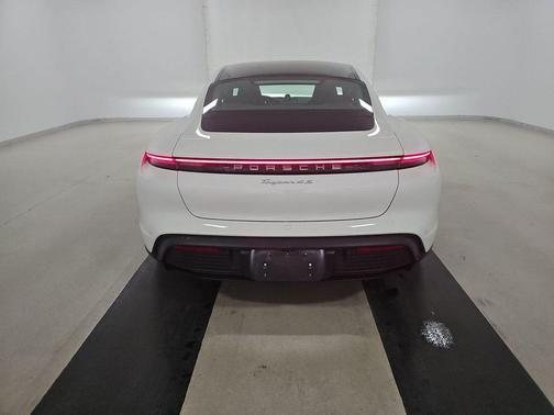 2024 Porsche Taycan 4S