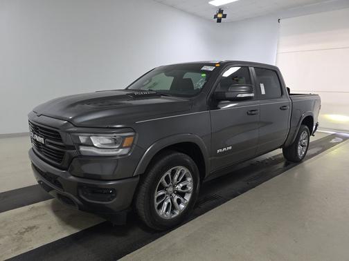 2020 RAM 1500 Laramie 4x2 Crew Cab 5'7" Box