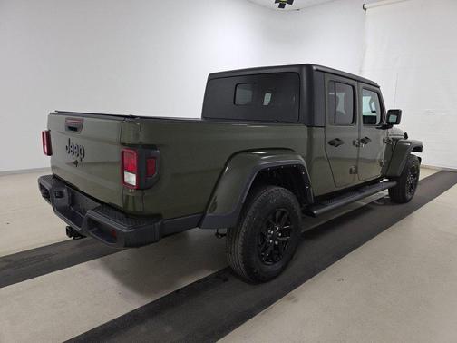2023 Jeep Gladiator Sport S
