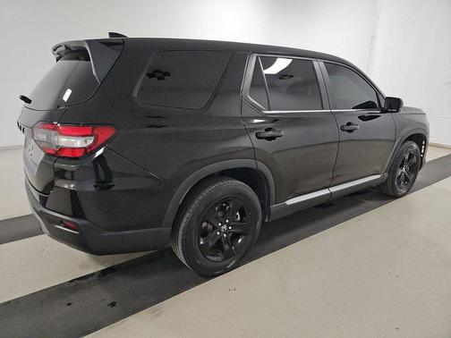 2024 Honda Pilot EX-L 7 Passenger