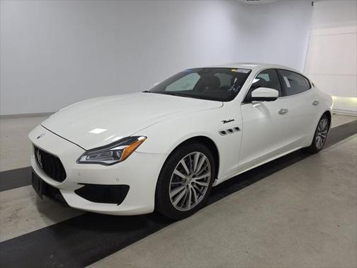 2022 Maserati Quattroporte Modena