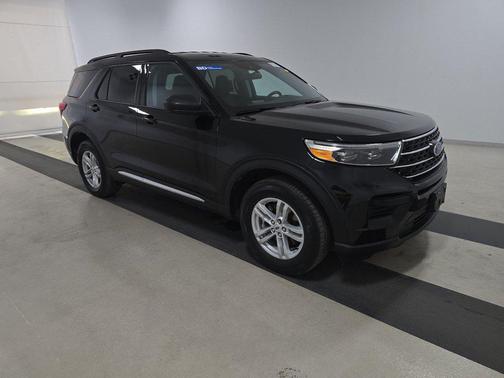 Agate Black Metallic 2023 Ford Explorer XLT 4WD
