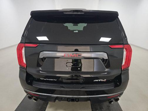 Onyx Black 2023 GMC Yukon XL 4WD 4dr AT4