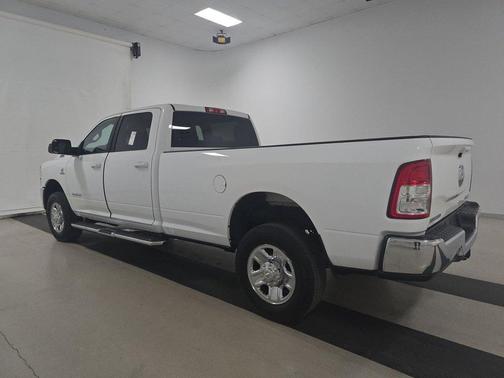2021 RAM 2500 Big Horn Crew Cab 4x4 8' Box