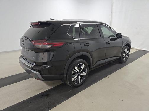 Super Black 2024 Nissan Rogue FWD SL
