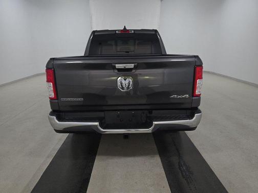 2019 RAM 1500 Big Horn/Lone Star 4x4 Crew Cab 5'7" Box