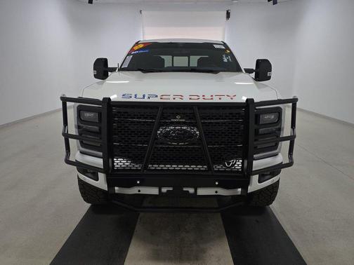 2025 Ford F-350 Platinum