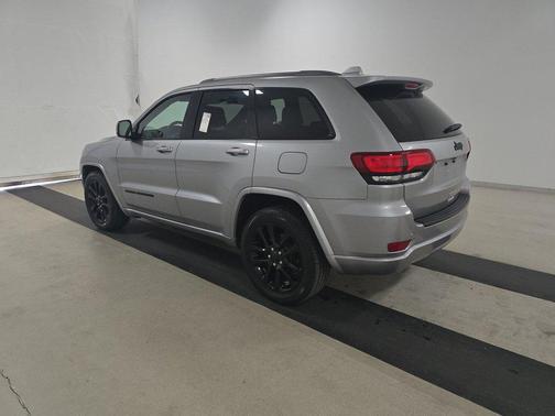 2018 Jeep Grand Cherokee Laredo E