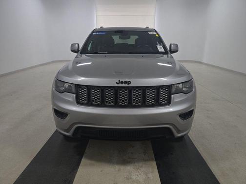 2018 Jeep Grand Cherokee Laredo E