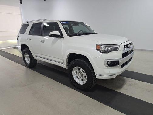 Blizzard Pearl 2020 Toyota 4Runner SR5