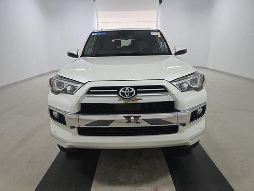 Blizzard Pearl 2020 Toyota 4Runner SR5