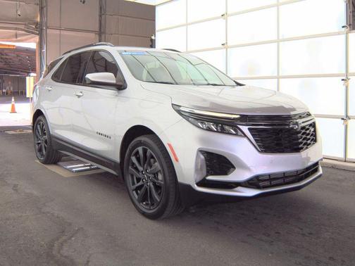 2022 Chevrolet Equinox FWD RS