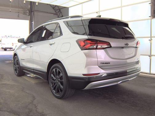2022 Chevrolet Equinox FWD RS