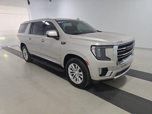 Pearl Beige Metallic 2021 GMC Yukon XL 4WD 4dr SLT