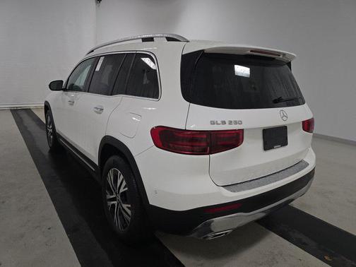 2025 Mercedes-Benz GLB 250 Base