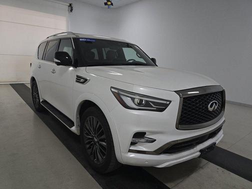 2024 INFINITI QX80 SENSORY AWD