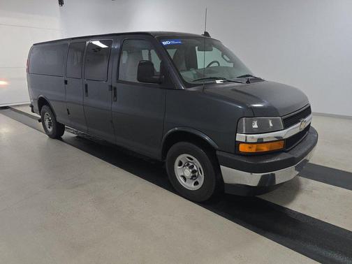 2017 Chevrolet Express 3500 LT