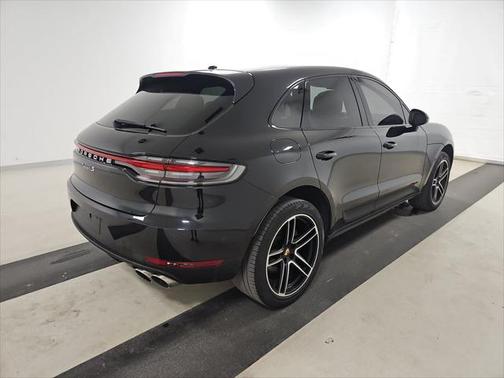 2020 Porsche Macan Base