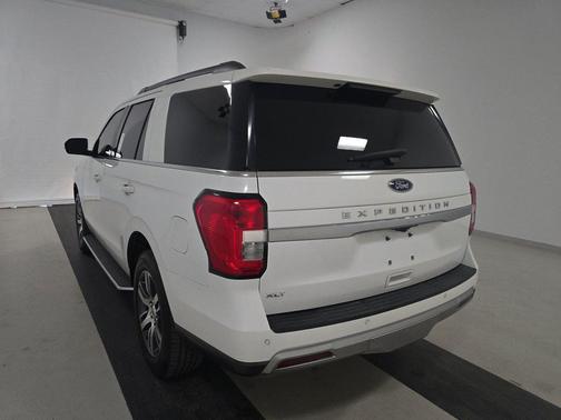 2022 Ford Expedition XLT